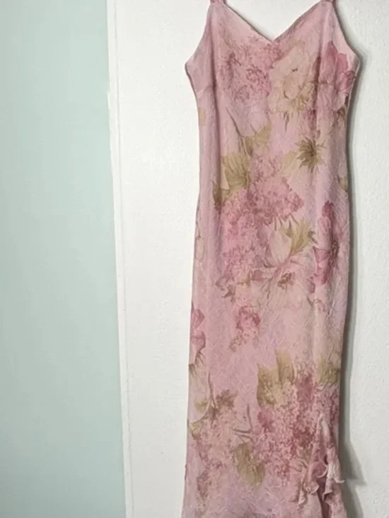R&M Richards Vintage Petite Maxi Dress 6P Pink Floral Crinkle Chiffon Ruffle Hem - Picture 3 of 7